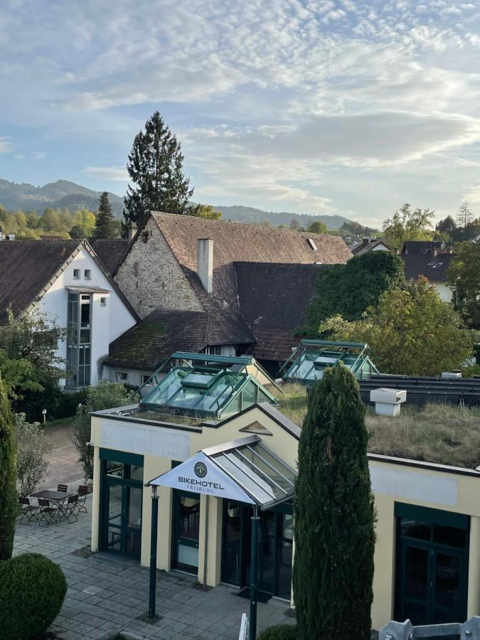 Bike- Und Ferienhotel Freiburg Merzhausen Eksteriør bilde